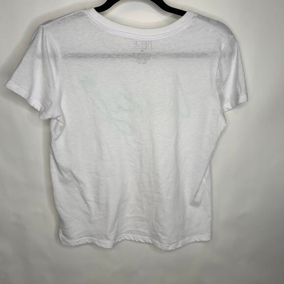 Green White Graphic T Shirt Sz Medium St Patrick's Day - Picture 2 of 3